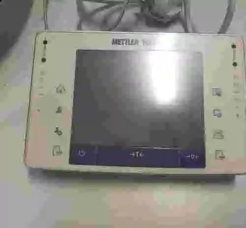4. DISPENSADOR DE BIOMASA METTLER TOLEDO  XPE204