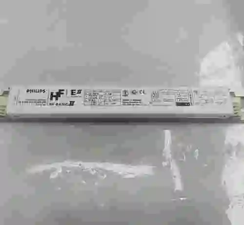2. PHILIPS ELECTRONIC BALLAST HF-B 236 TLD EII 220-240