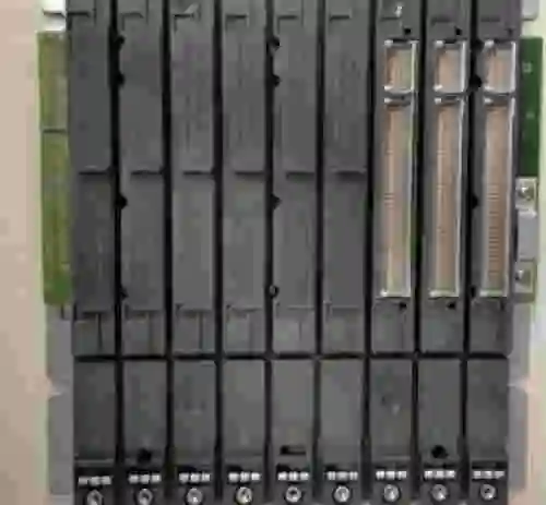 1. BASTIDOR UR2 SIEMENS 6ES7400-1JA1-0AA0