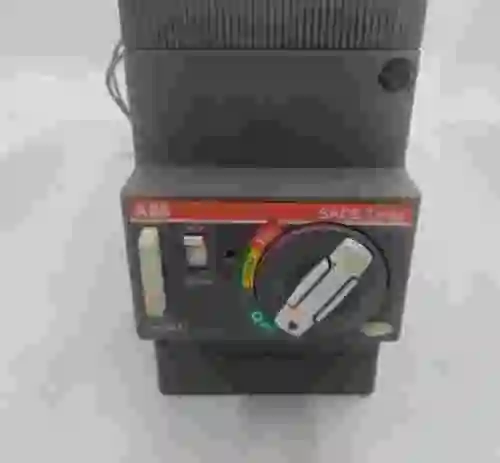 2. ABB SACE TMAX TEST 250A G0342U02A INTERRUPTOR NUEVO