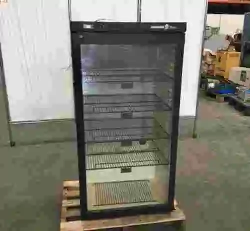1. Nevera para vinos Liebherr Vinothek