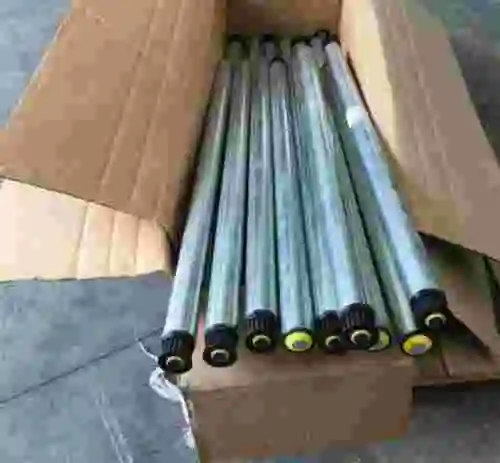 8. Grupo de 16 rodillos cincados Interroll tipo 3500 diametro 50 mm x 1030 mm de largo util