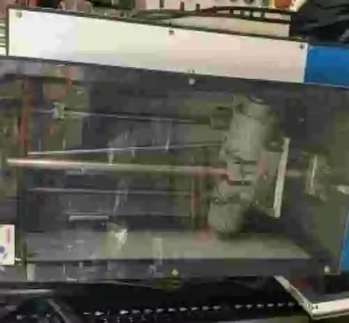 5. Compactadora de probetas de hormigón