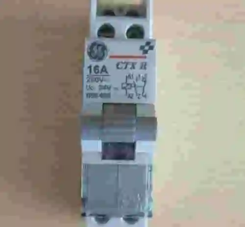 2. Relé modular GENERAL ELECTRIC CTX R