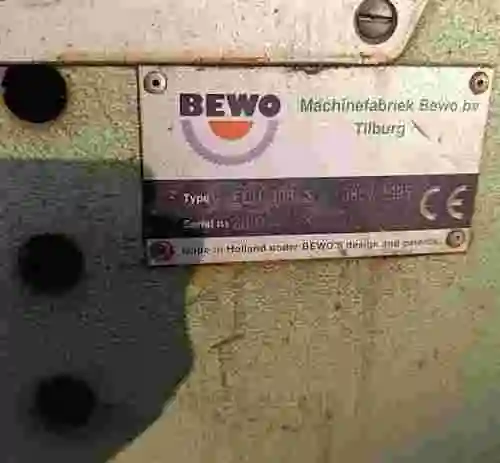 15. Cortadora de tubos BEWO ECH 108-S