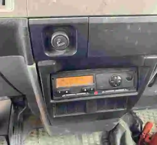 10. Camión Nissan atleon