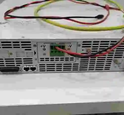 4. Fuente de alimentación TDK-LAMBDA GEN3300W
