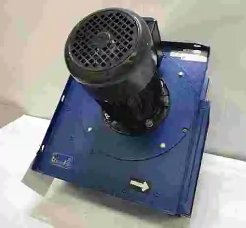 2. Motor extractor de 1,5 CV Marca Casals