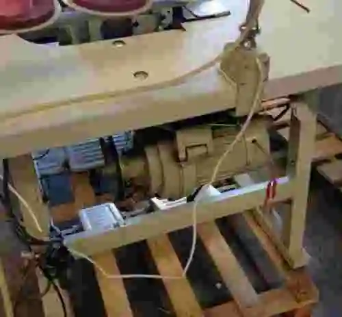 4. Máquina de coser BROTHER MA4-V61-65-5