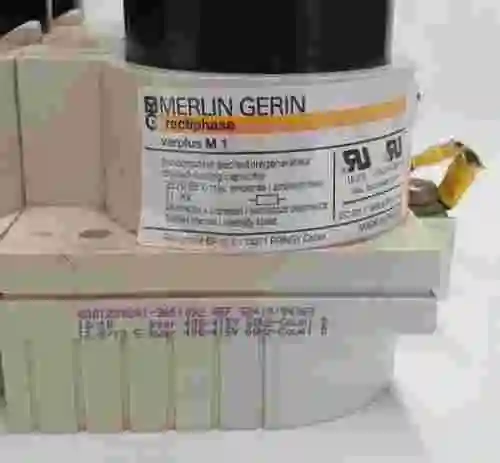 4. MERLIN GERIN RECTIPHASE VARPLUS M1 6KV