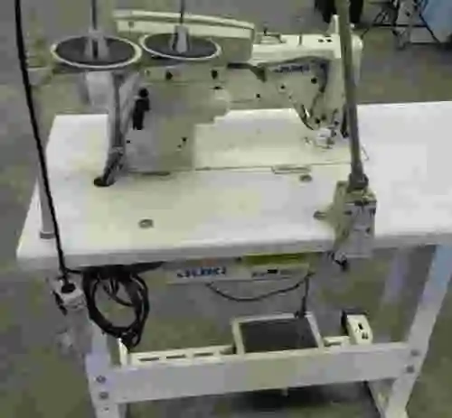 5. Máquina de coser JUKI CP-180 DLN-9010A-SS