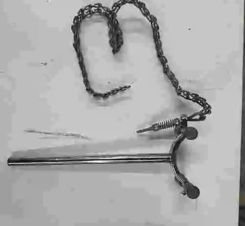 10. Accesorios para soporte (22 pinzas, 3 bases, 2 soportes)