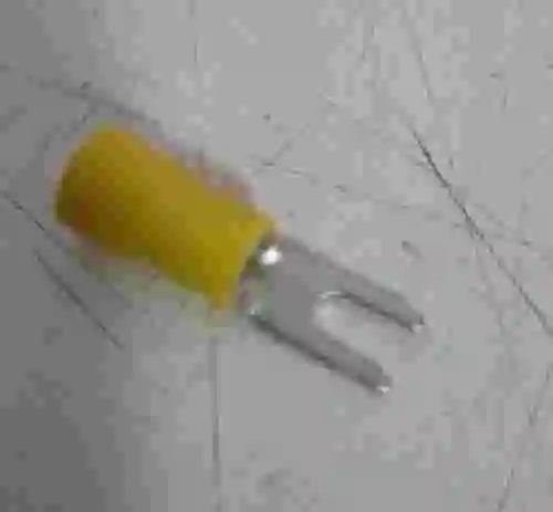 1. Terminales redondos para tornillo LOTE DE 900 XB COMPONENTS PVC-55037-A