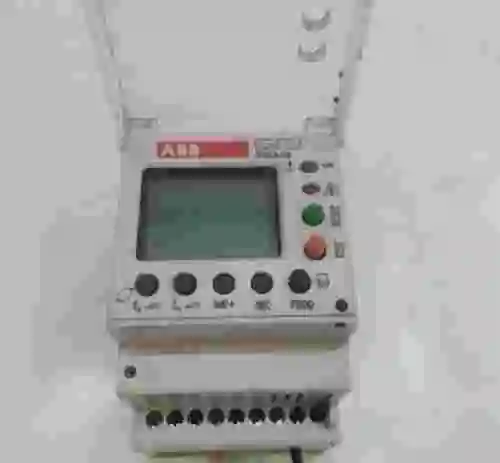 5. RELE DIFERENCIAL ABB RGU-10