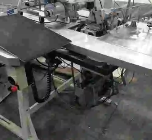 2. Máquina de coser PEGASUS EX5204-02