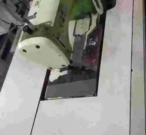 3. Máquina de coser RIMOLDI