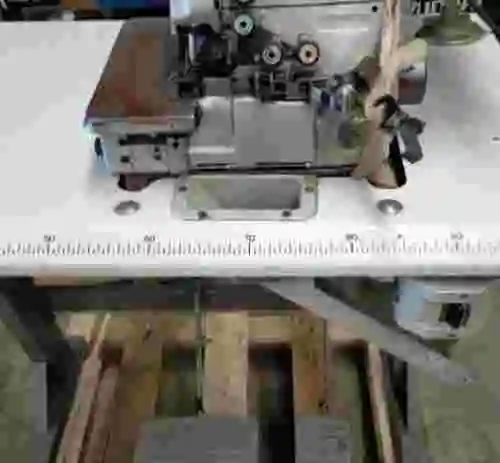 3. Máquina de coser BROTHER MA4-B551-065-5