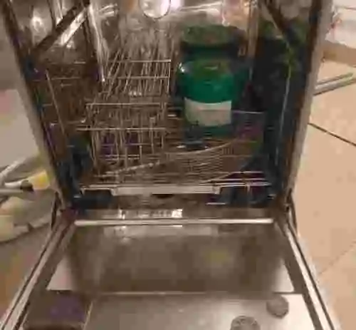 8. TERMODESINFECTADORA MIELE PROFESIONAL G 7883