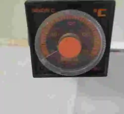 4. REGULADOR TEMPERATURA MESEL MINIDIN C