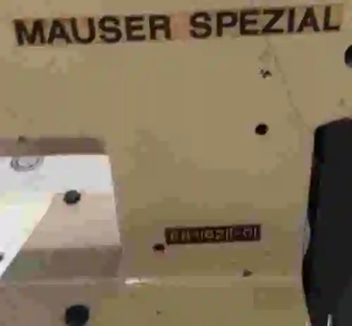 2. MAQUINA DE COSER MAUSER SPEZIAL