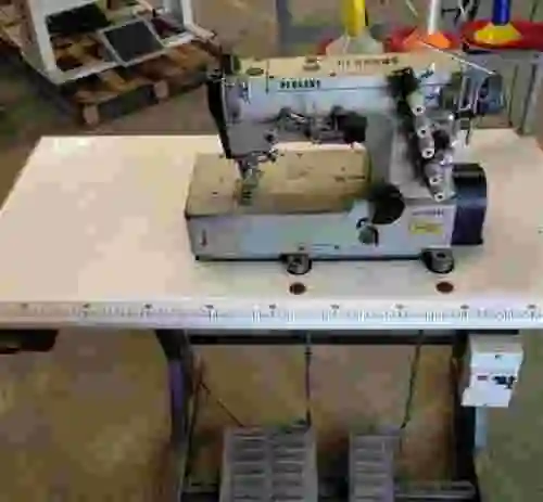 1. Maquina de coser PEGASUS W562-01AB