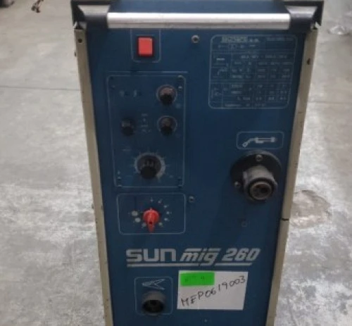 1. Equipo de soldar SUNARC sun mig 260