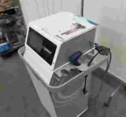 2. Generador de ondas de choque para tratamientos ortopédicos  SHOCK MASTER 500