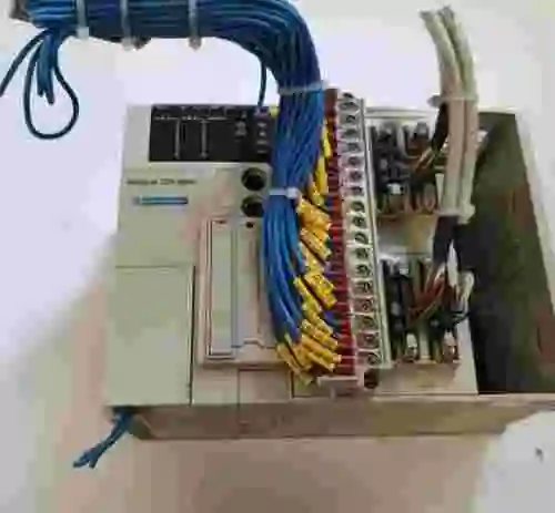 1. Controlador MODICON TSX MICRO TELEMECANIQUE TSX3721101