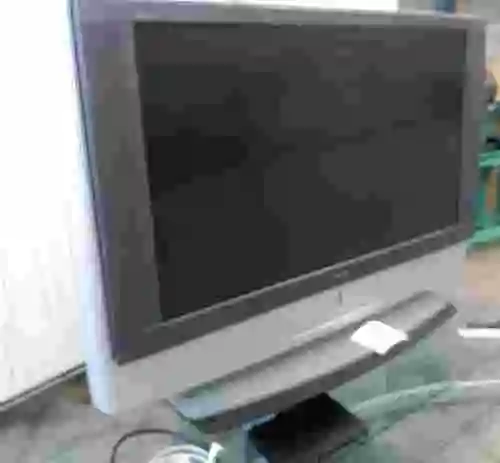 6. TV Sony KF50sx300 LCD Projection TV
