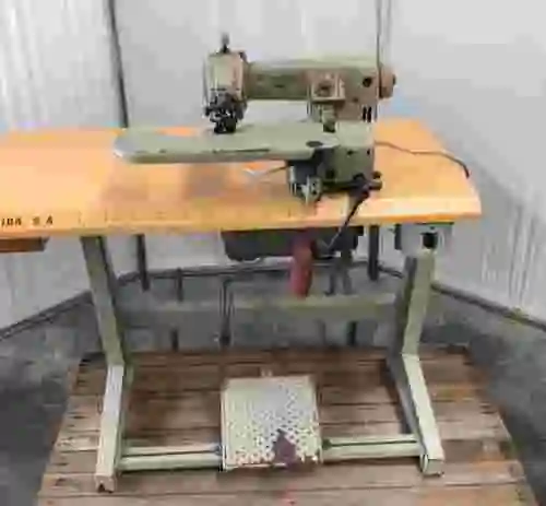 1. Maquina de coser con mesa UNION SPECIAL LAWIS