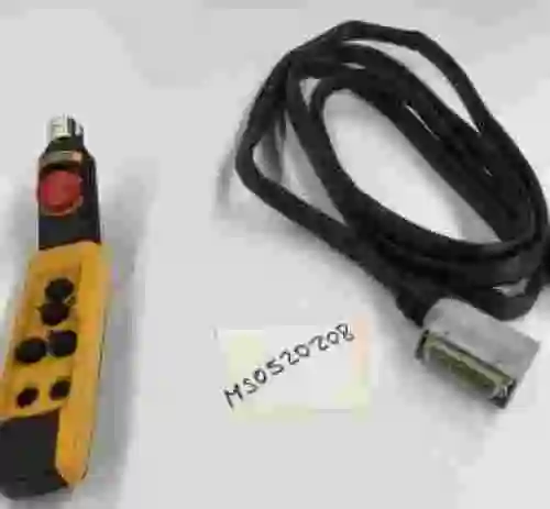 6. Nueva Botonera de 4 posiciones Abus HT 611-S IP 65 con manguera de 5 metros.