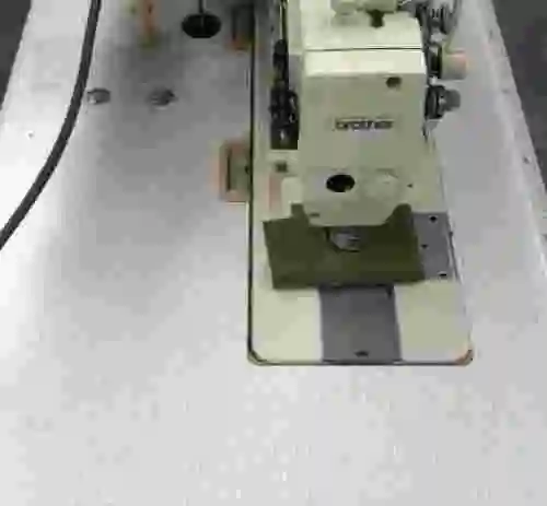 6. MAQUINA DE COSER BROTHER LT2-B845-5