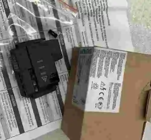3. SIEMENS 3VT9300-1SE00