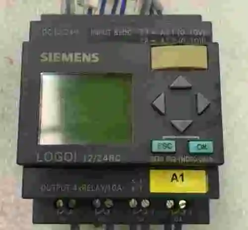 2. SIEMENS LOGO 12/24RC