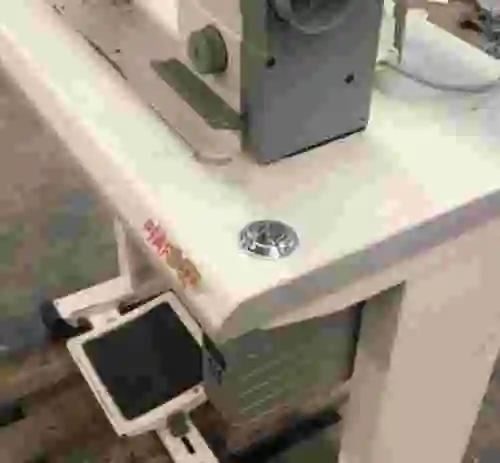 5. MAQUINA DE COSER PFAFF 1053