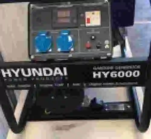 2. GENERADOR HYUNDAI GASOLINA 3000 RPM HY6000
