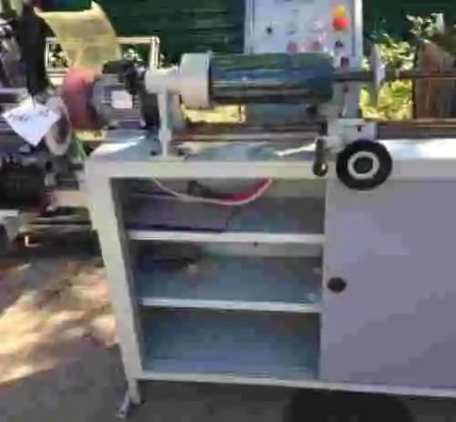 10. Maquina de corte y conformado.