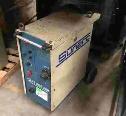 1. Equpi de soldadura de Hilo Sun Mig 260 Amp