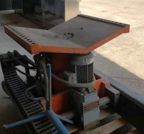 4. Devanador de chapa con mesa de carga PIEMME