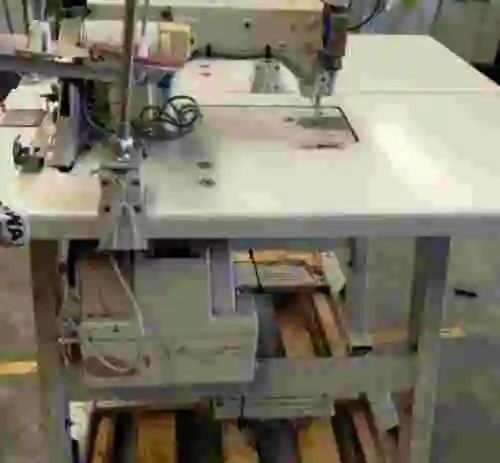 4. Lote de 2 máquinas de coser BROTHER F-40 DB2-B737-933