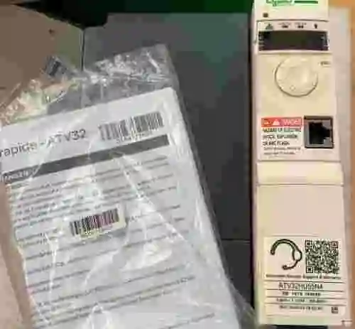 3. Schneider Electric altivar 32 atv32hu55n4 5,5kw -7 1/2 HP 400v