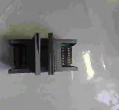 2. SIEMENS S7-1200 6ES7 223-1BH30-0XB0