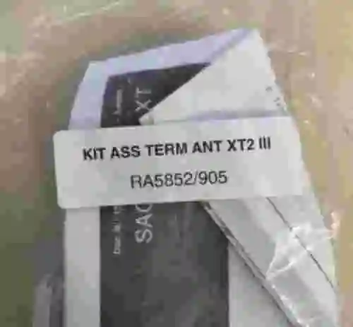 1. Kit de instalación para interruptor de circuito TX2 ABB RA5852905
