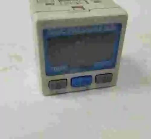 1. Interruptor de presión SMC ZSE30-C6H-65