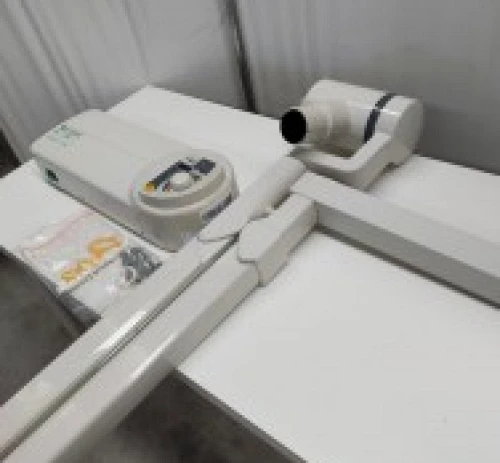 6. Brazo de radiografia CARESTREAM CS2100