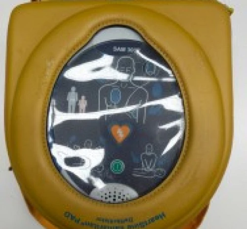 3. Desfibrilador HeartSine Samaritan PAD SAM300P +  Bateria de desfibrilador PAD-PACK-03