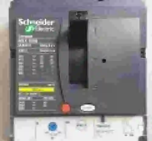 3. INTERRUPTOR AUTOMÁTICO SCHNEIDER COMPACT NSX100B REGULABLE