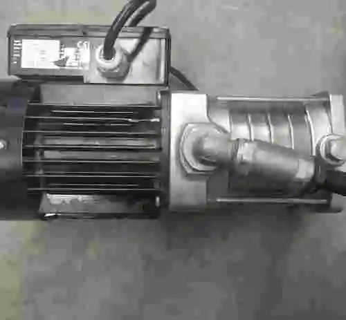 3. BOMBA DE AGUA GRUNDFOS BOMBA CENTRIFUGA CHN2-50-A-W-I-CVBV MODEL.43Z55505
