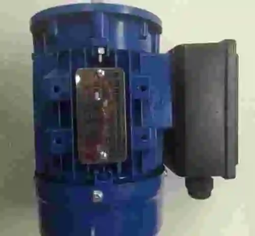 3. MOTOR ALREN ALY632-4 B5 220V 50HZ