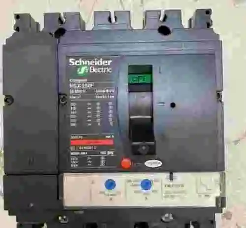 1. Schneider Electric compact NSX 250F